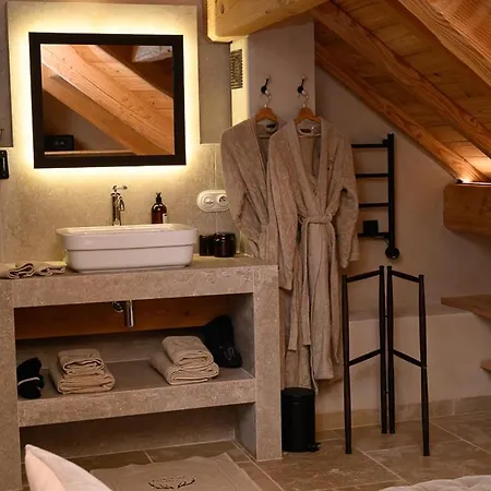 Le Prieure Otel 2*